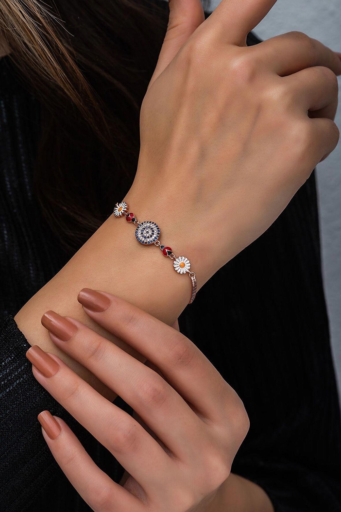 Nazargöz Papatya Uğur Böceği Renkli Mineli Rose Gold Kaplama 925 Ayar Gümüş Bileklik - Uvps200158