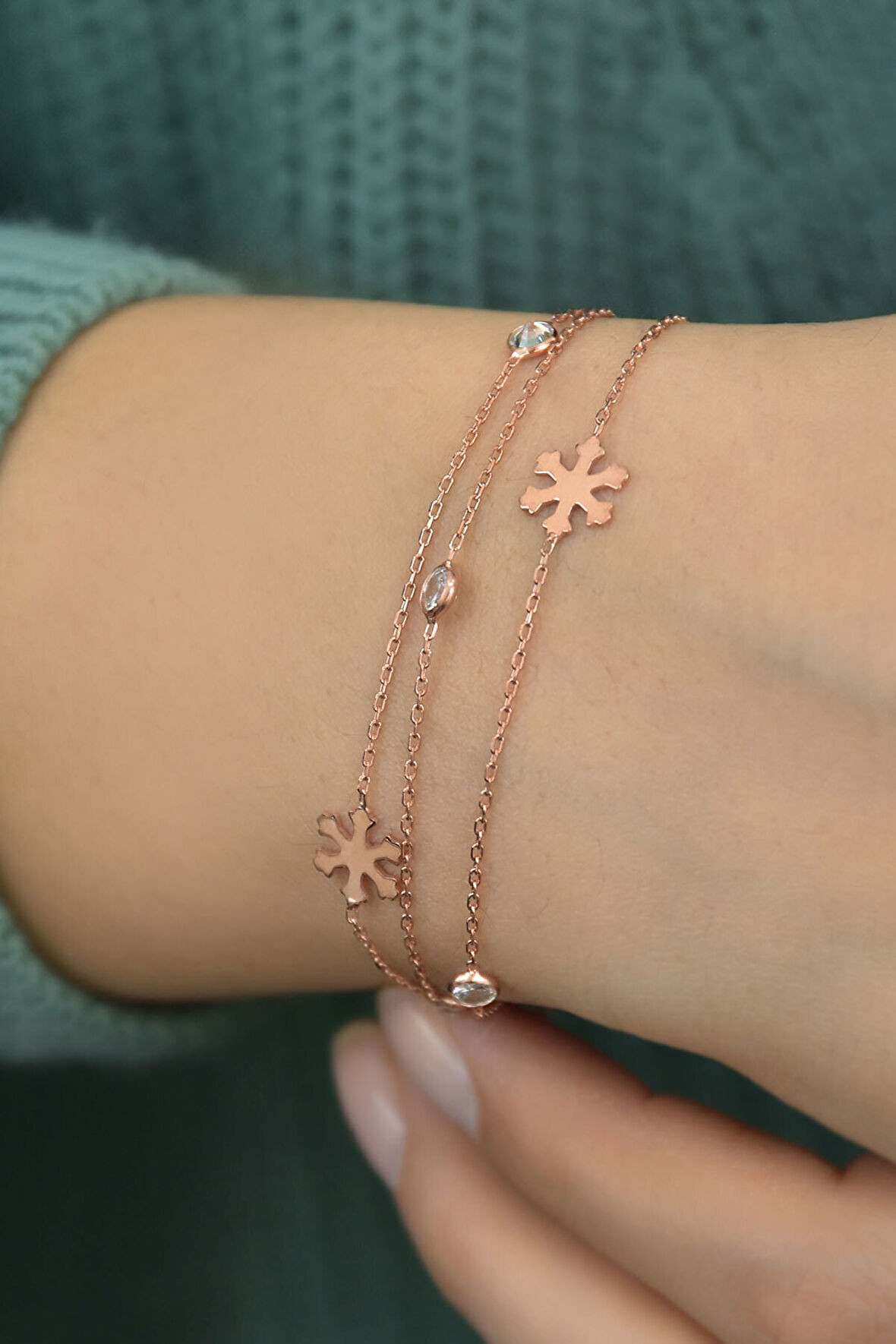 925 Ayar Gümüş Rose Kaplama Üç Zincirli Kar Tanesi Bileklik