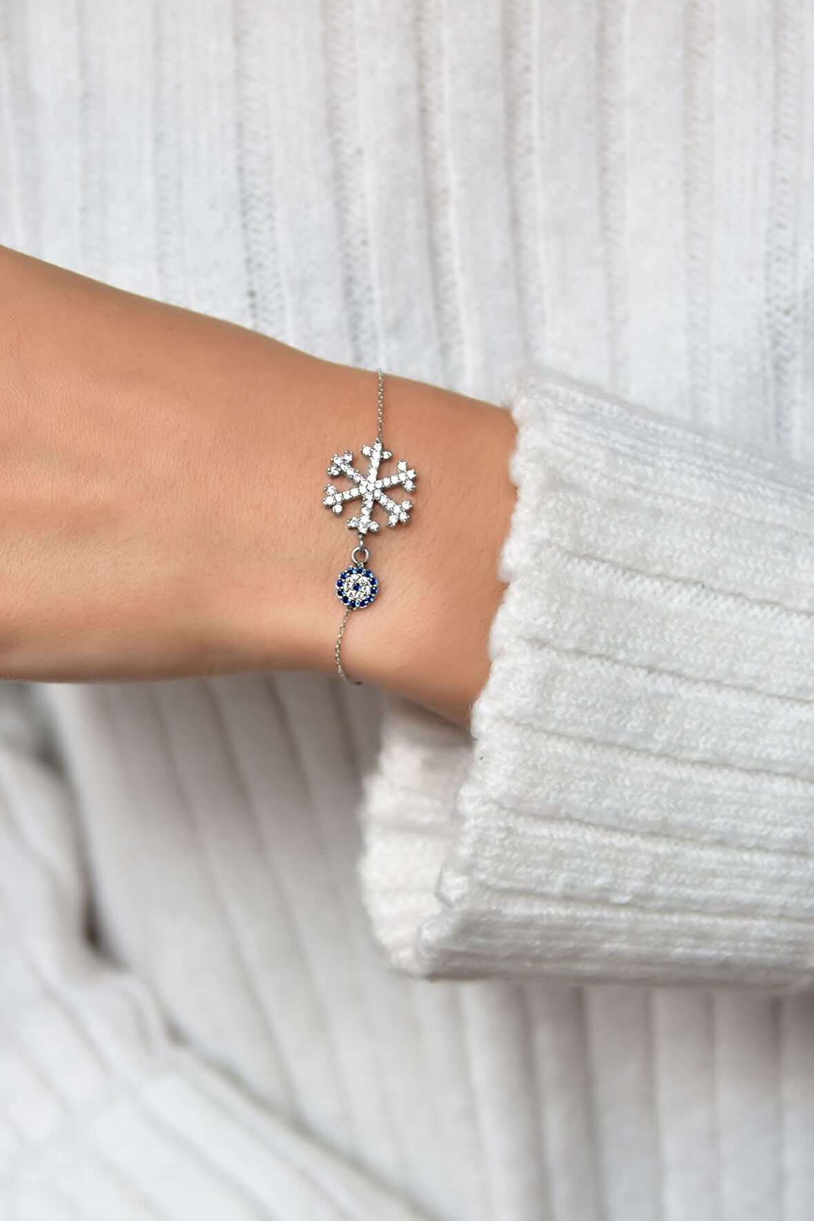 925 Ayar Gümüş Taşlı Nazarlı Kartanesi Bileklik