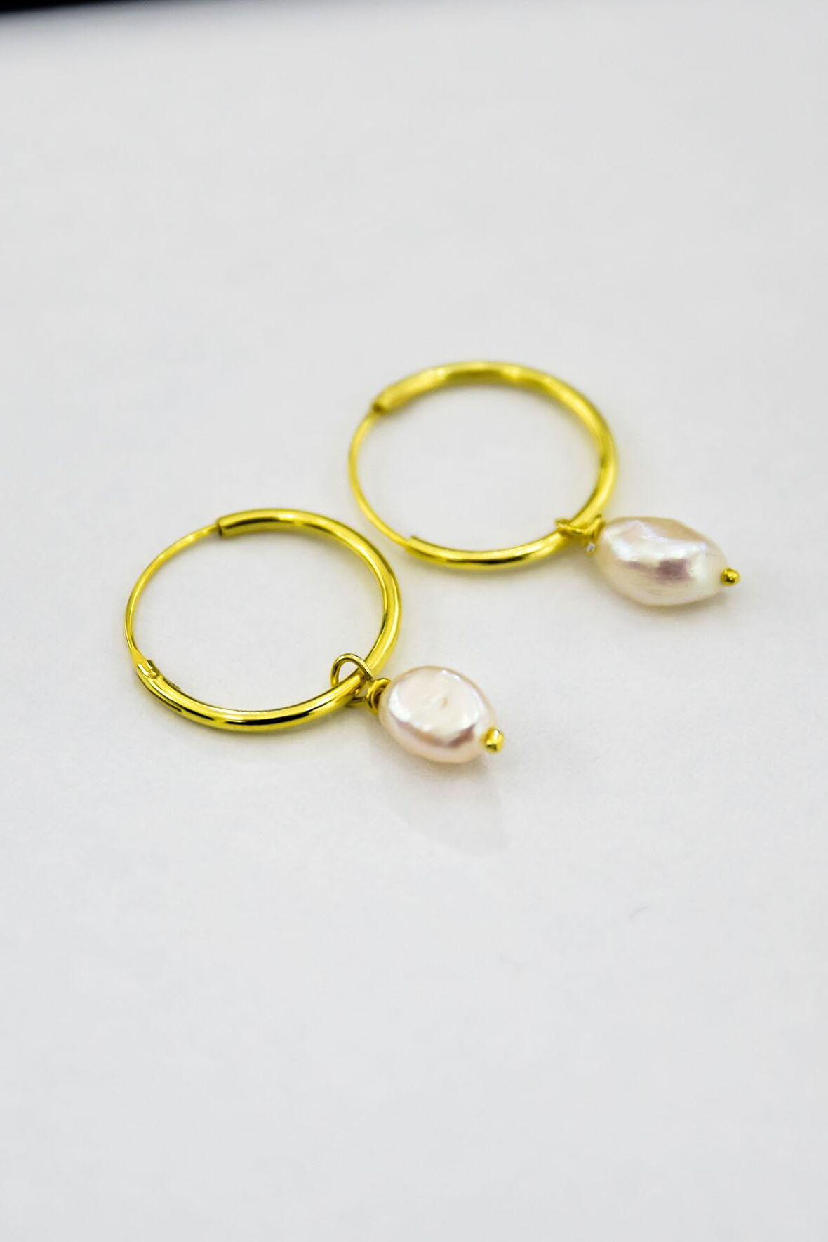 925 Ayar Gümüş Altın Kaplama Inci Taşlı Halka Küpe