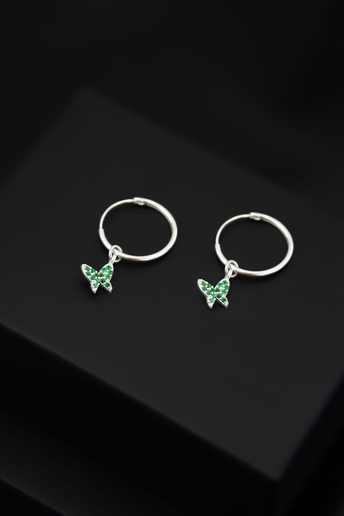 925 Ayar Gümüş Rodyum Kaplama Kelebek Model Halka Küpe