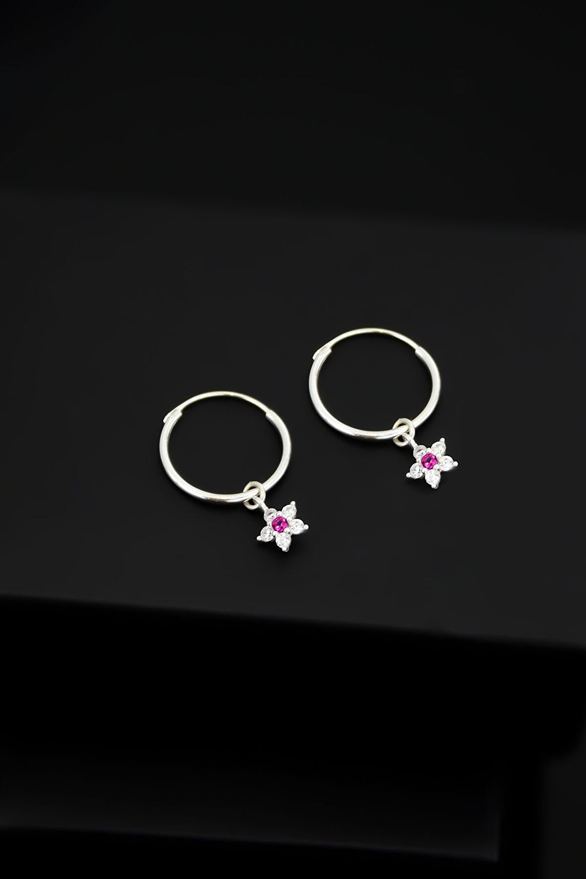 925 Ayar Gümüş Pembe Taşlı Yıldız Model Halka Küpe