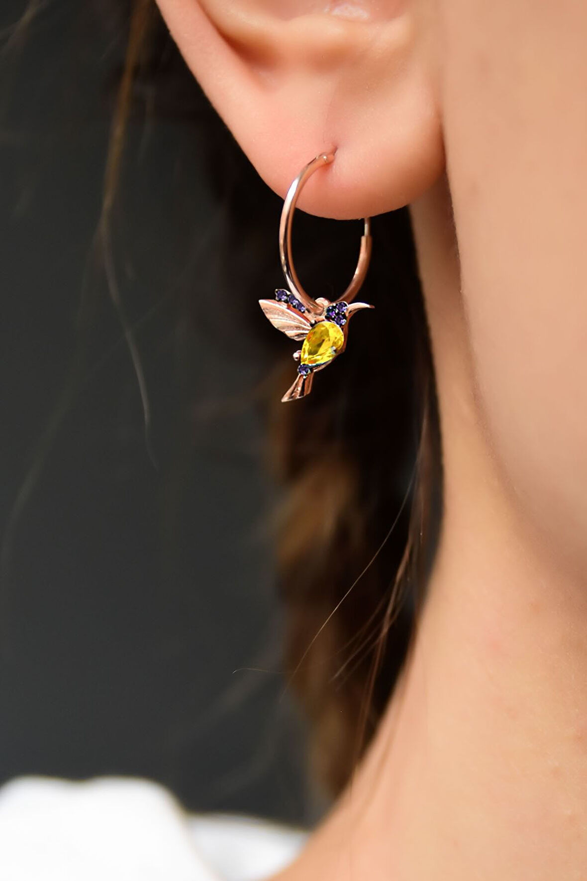 925 Ayar Gümüş Rose Kaplama Sarı Mor Taşlı Halka Kuş Küpe