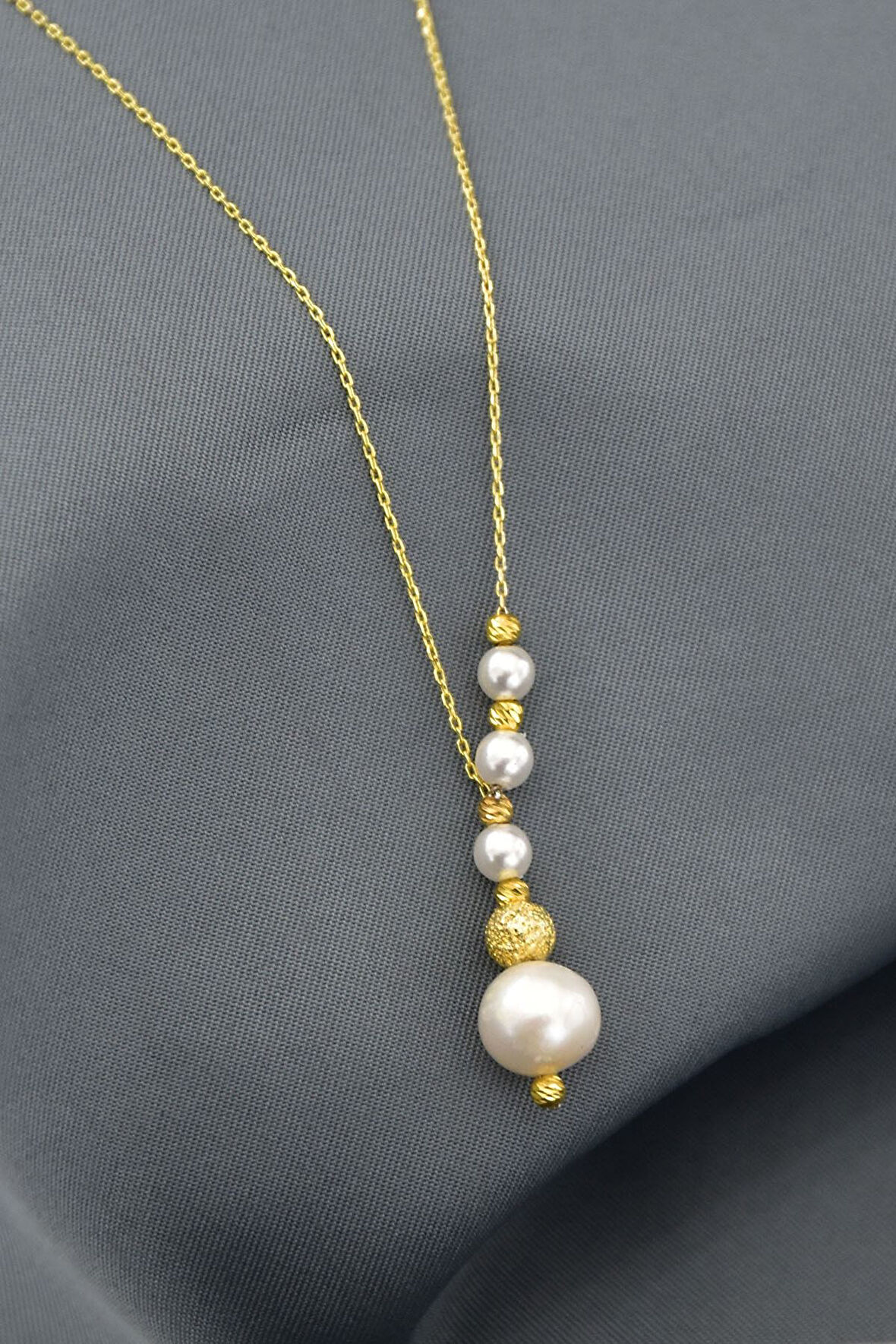 925 Ayar Gümüş Gold Kaplama Akışlı Sim Dorika Toplu Incili Kadın Kolye