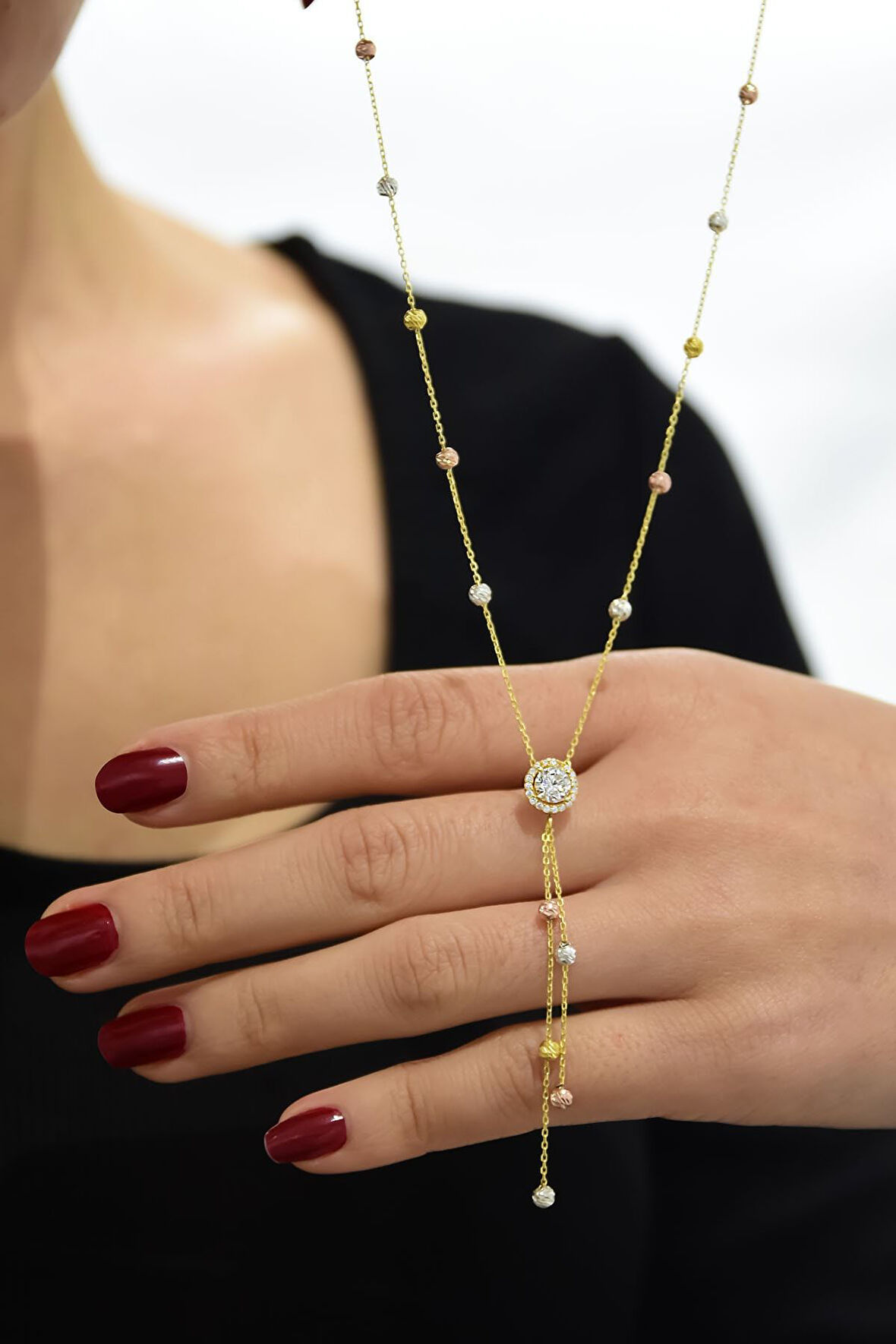 925 Ayar Gümüş Gold Kaplama Akışlı Üç Renk Dorika Toplu Tek Taş Kadın Kolye