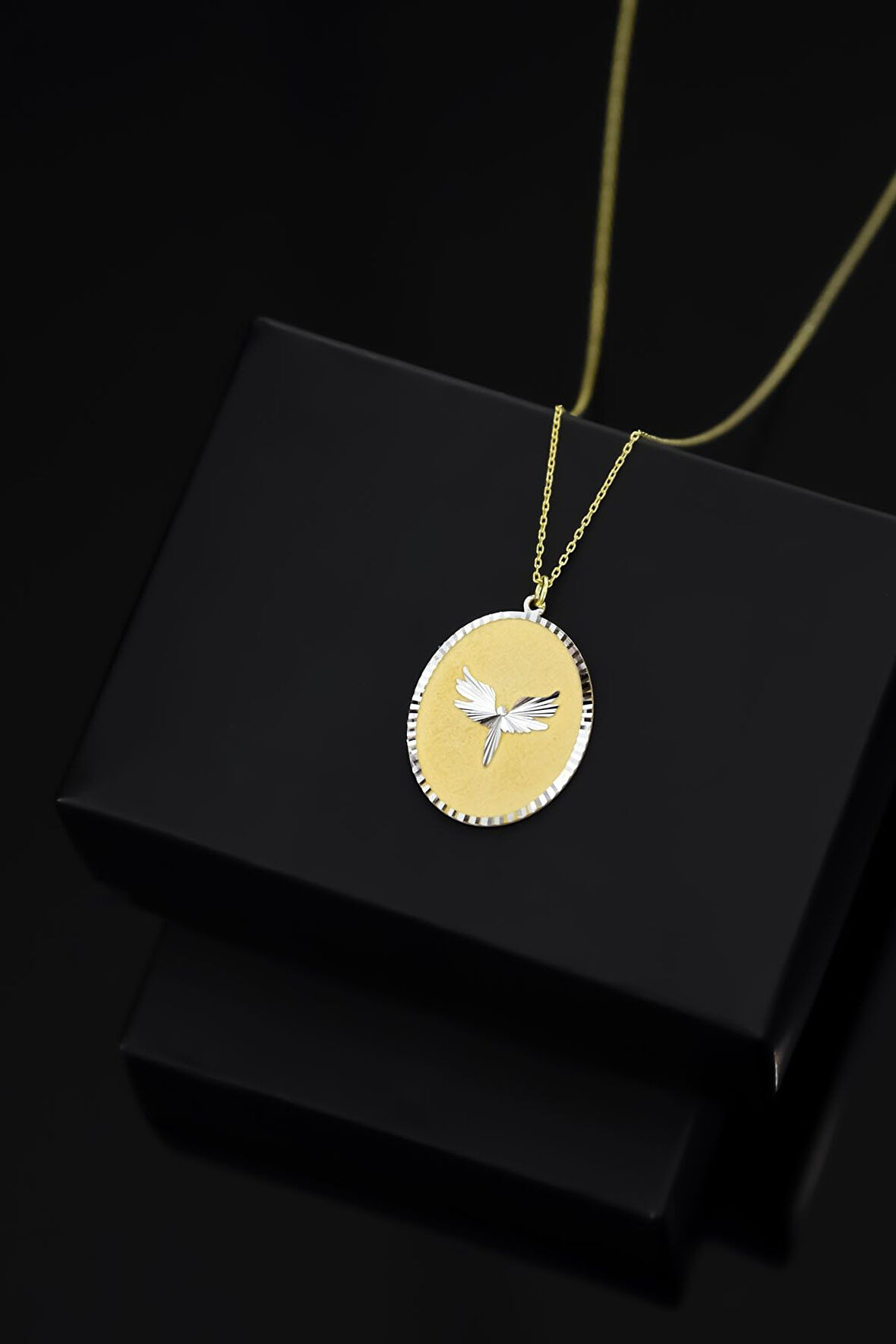 925 Ayar Gümüş Gold Kaplama Mikail Meleği Plaka Kolye