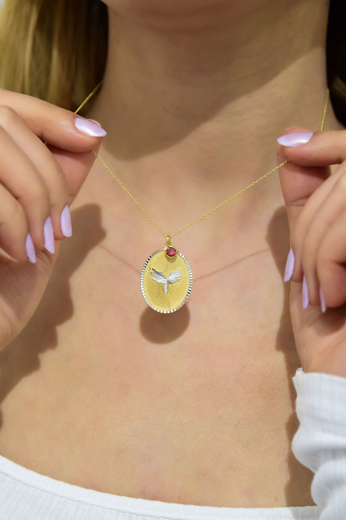 925 Ayar Gümüş Gold Kaplama Kırmızı Taşlı Mikail Meleği Plaka Kolye