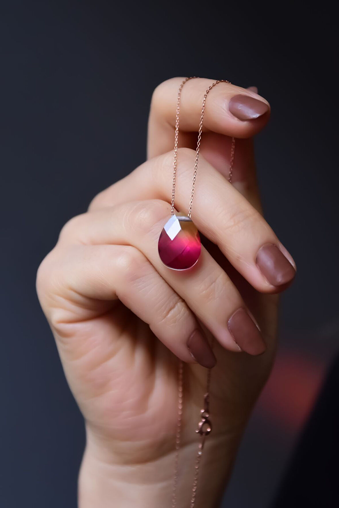 925 Ayar Gümüş Rose Kaplama Ateş Damla Kolye