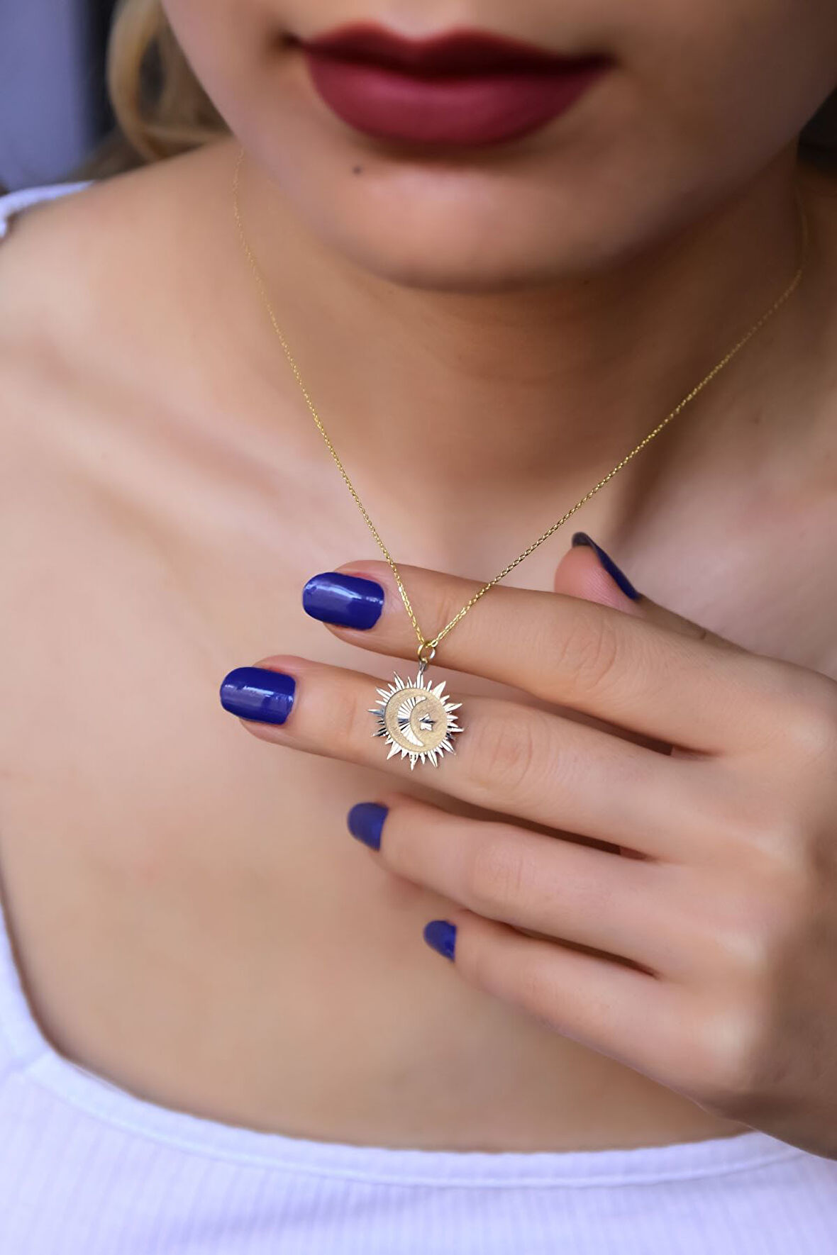 925 Ayar Gümüş Gold Kaplama Kristal Kesim Plaka Ay Yıldız Kolye