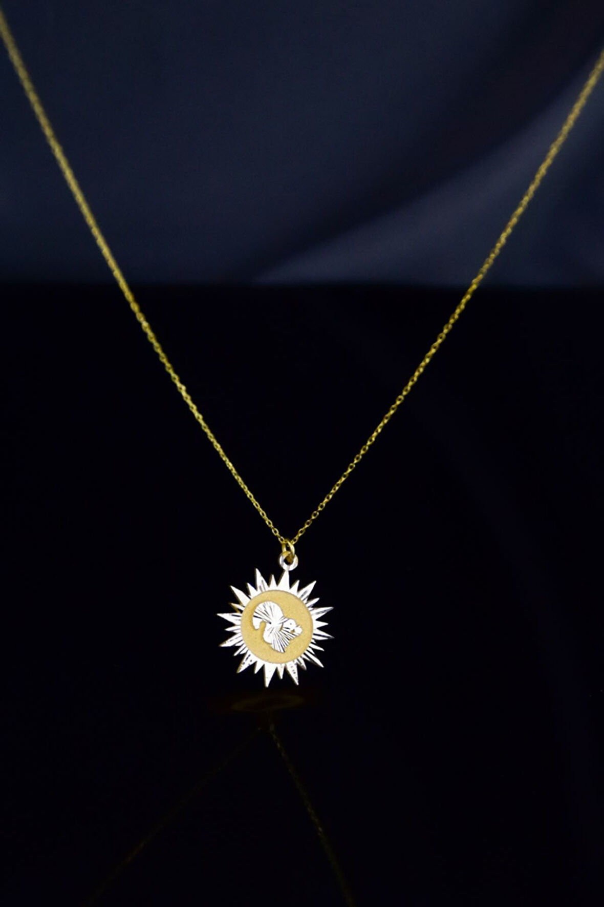 925 Ayar Gümüş Gold Rodyum Kaplama Fındık Kurdu Kristal Kesim Güneş Plaka Kolye