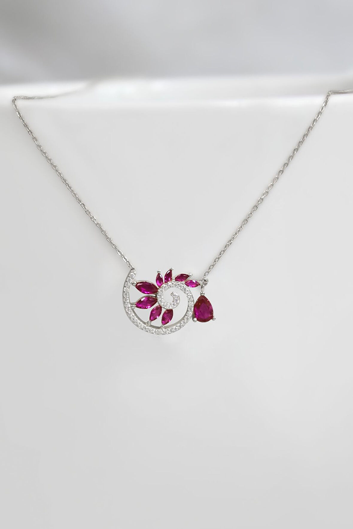 925 Ayar Gümüş Rodyum Kaplama Damla Pembe Taşlı Spiral Snail Tasarım Kolye