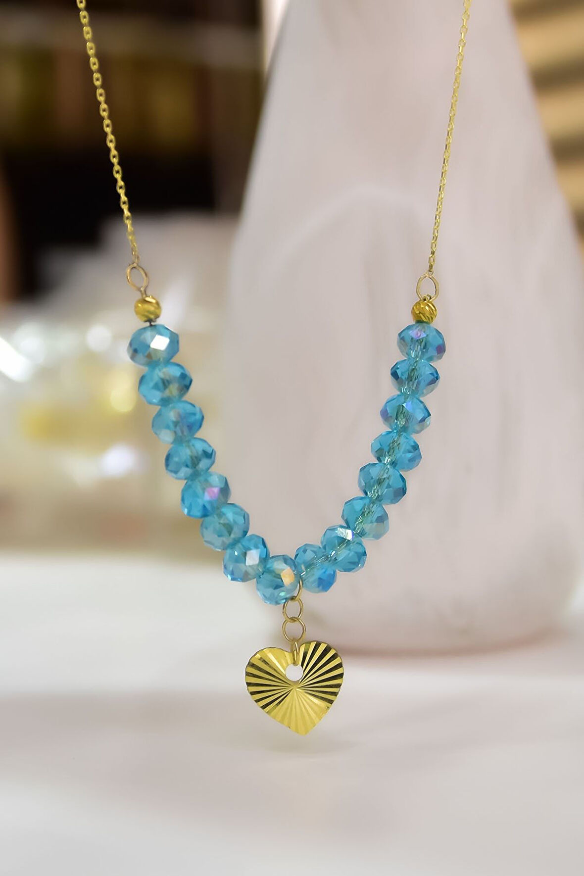 925 Ayar Gümüş Gold Kaplama Dorika Toplu, Mavi Cam Yaz Rengi Boncuk Taşlı Kristal Kesim Kalp Kolye