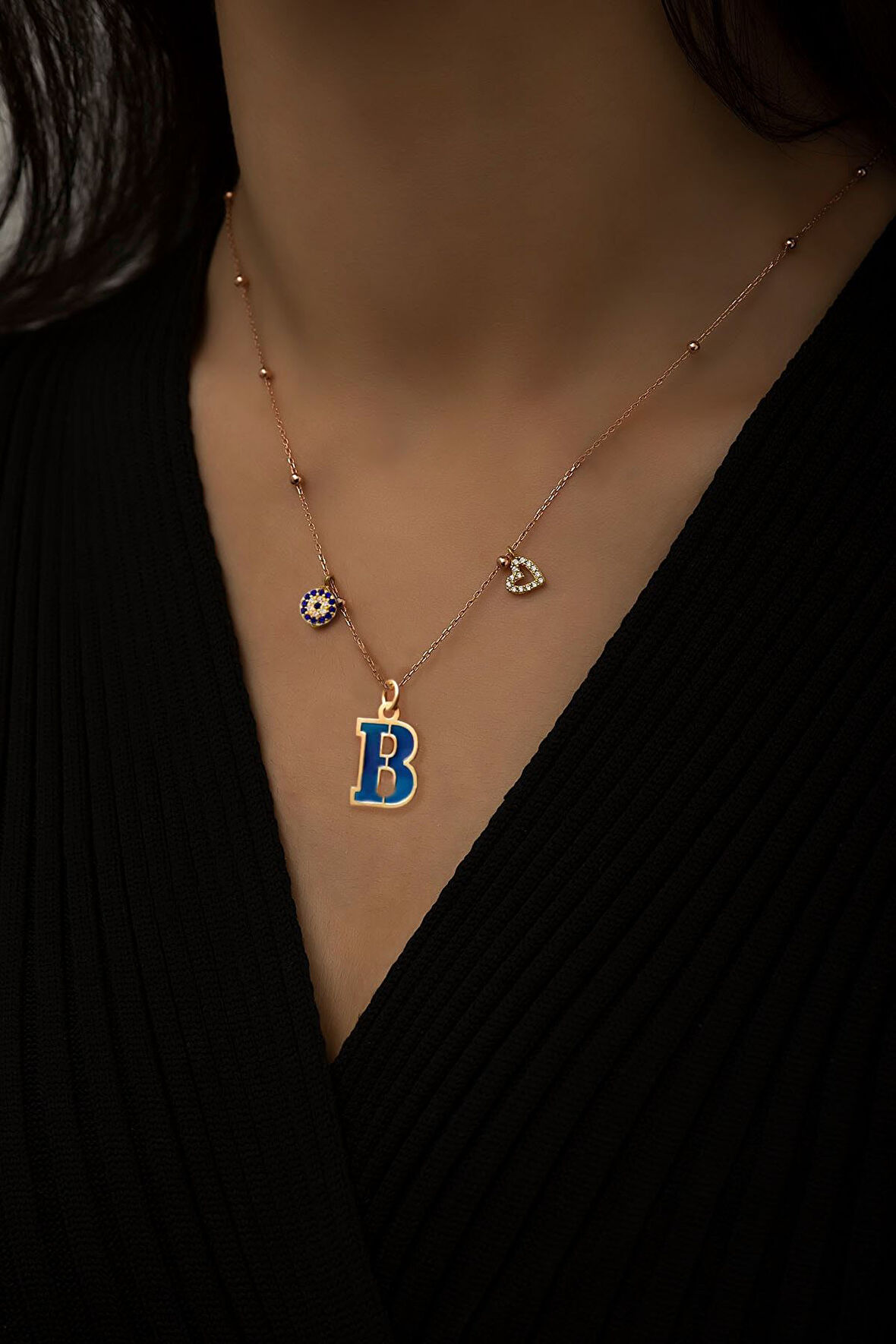 925 Ayar Gümüş Gold Kaplama Parlayan Rüya Serisi Tasarım Lacivert Ebruli Cam Boyalı Harf, Şans Kolye