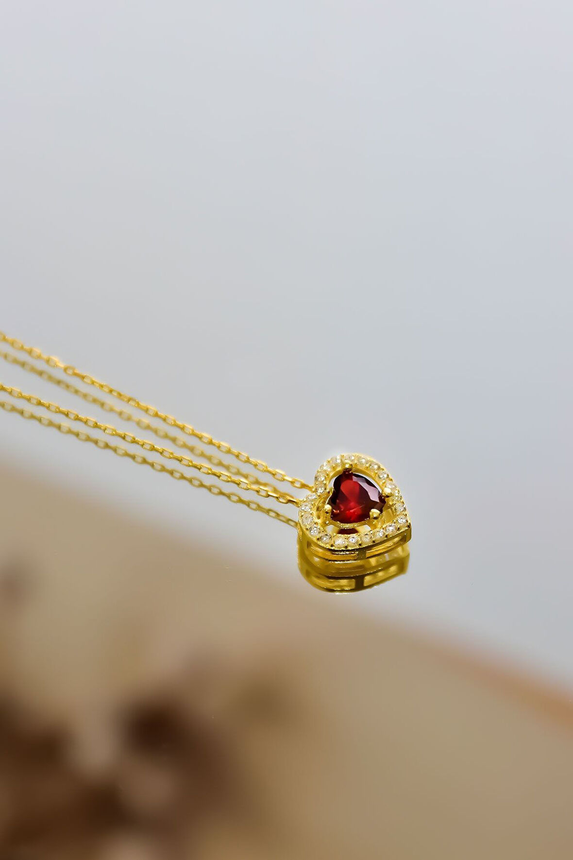 925 Ayar Gümüş Gold Kaplama Ocak Ayı Doğum Taşı Kalp Montür Kolye