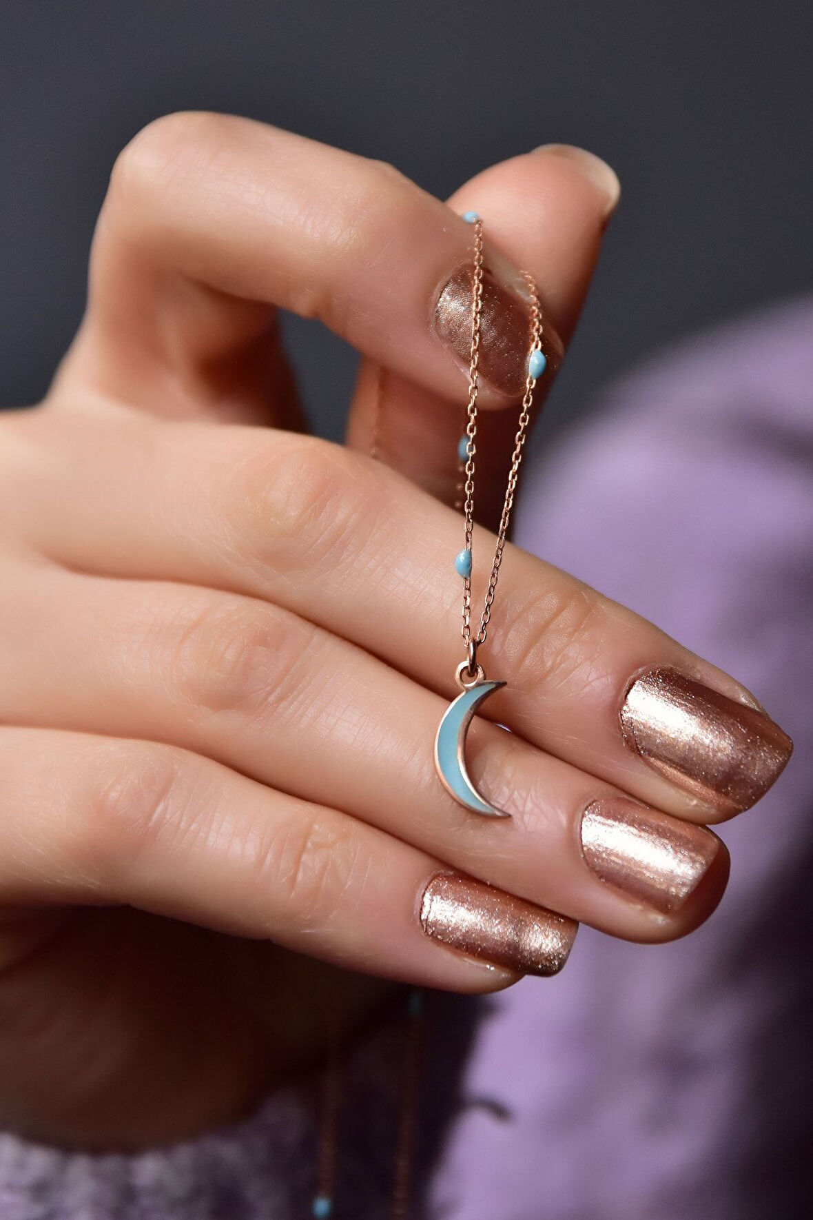 925 Ayar Gümüş Rose Kaplama Mavi Mineli Hilal Kolye