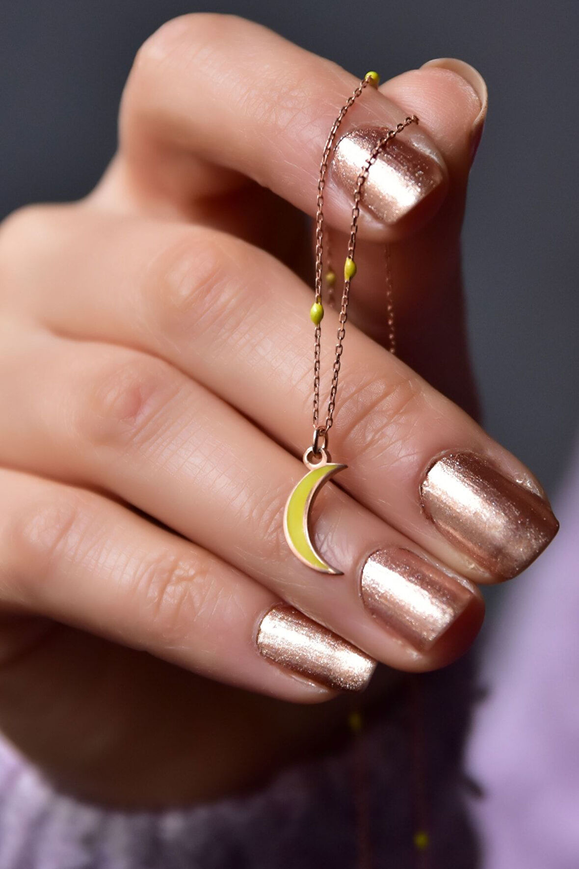 925 Ayar Gümüş Rose Kaplama Sarı Mineli Hilal Kolye