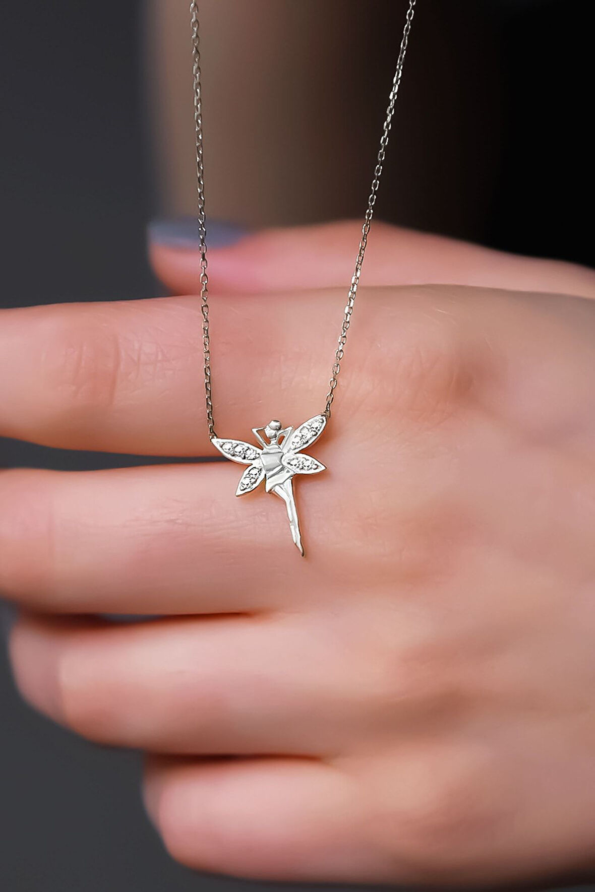 925 Ayar Gümüş Rodyum Kaplama Zirkon Taşlı Peri Kolye