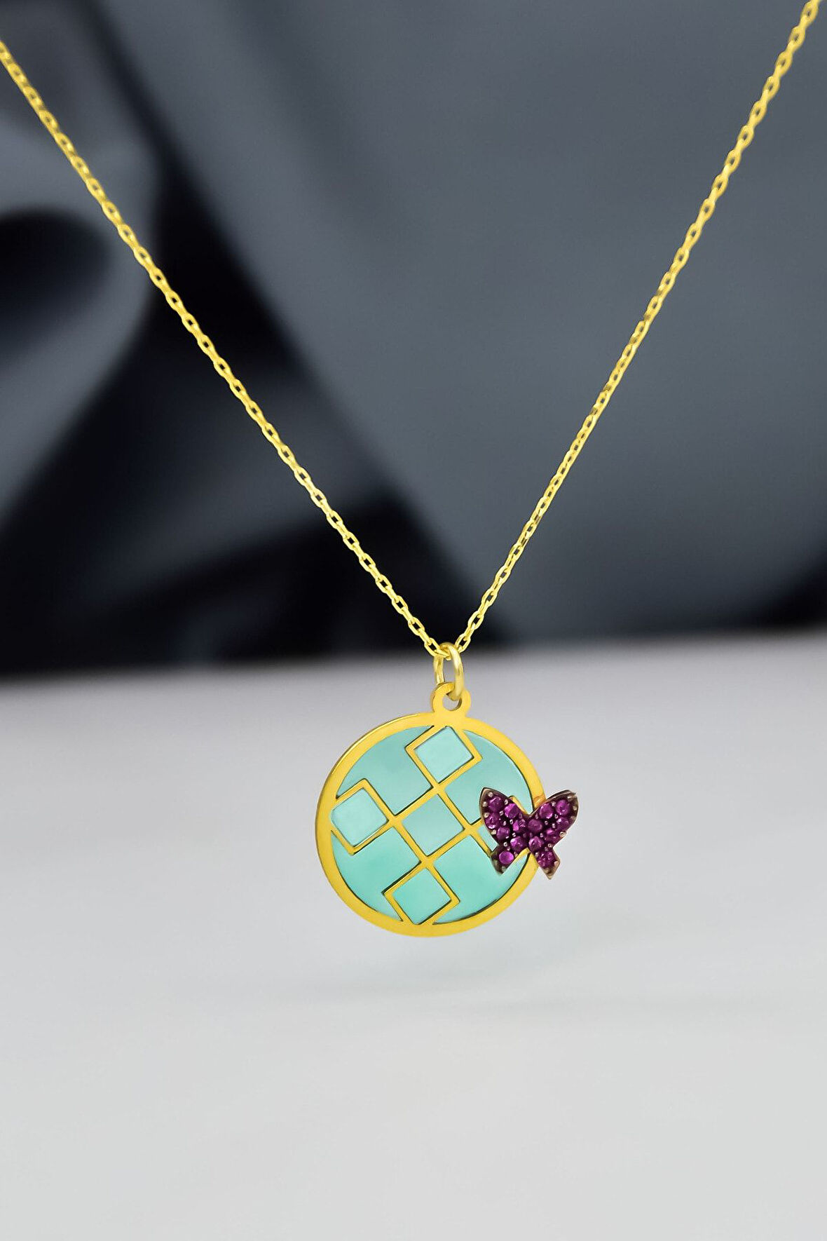 925 Ayar Gümüş Gold Kaplama Geometrik Desenli Rüya Serisi Cam Boyalı, Mini Kelebek Kolye