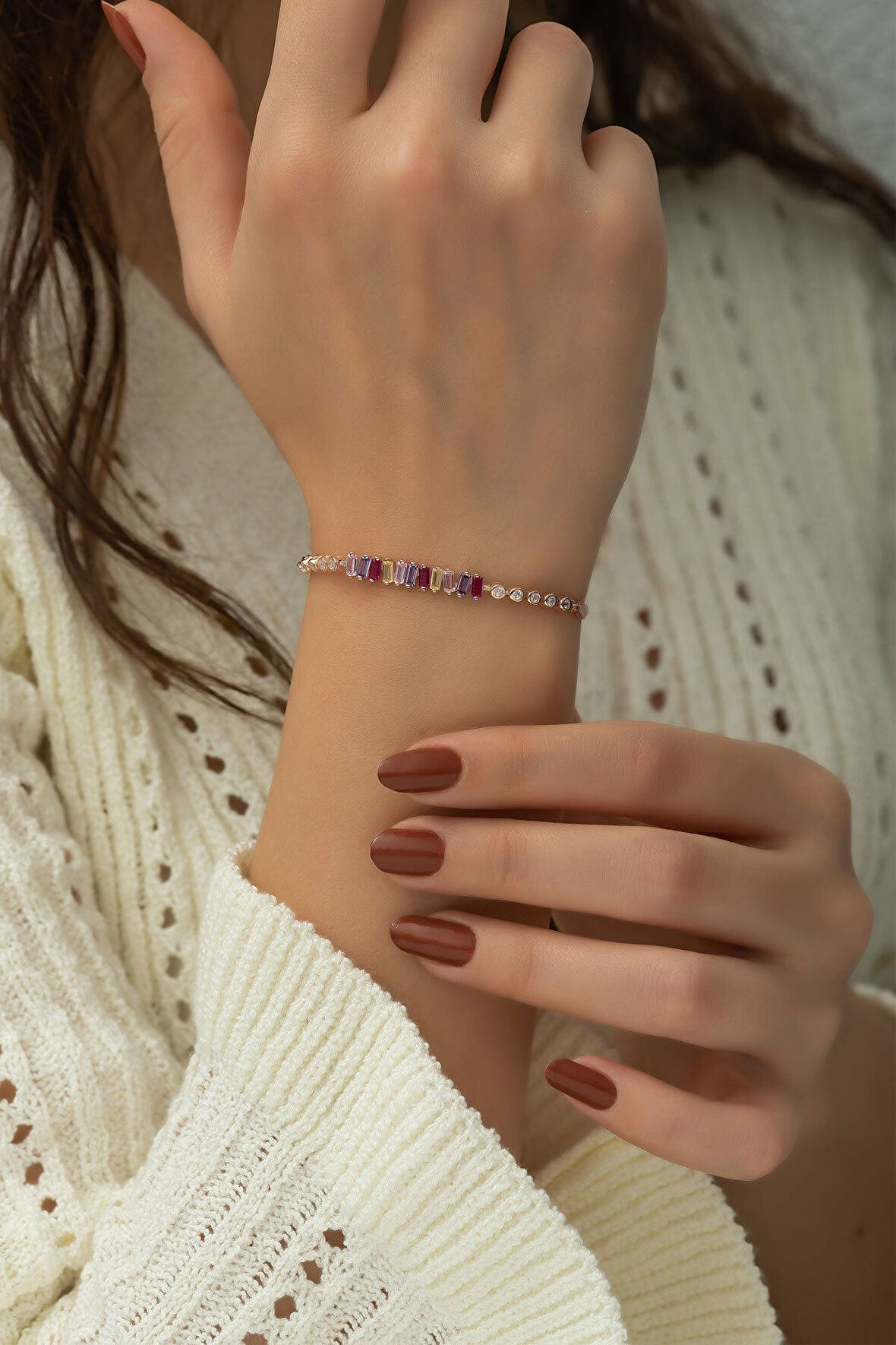 925 Ayar Gümüş Rose Kaplama Zirkon Taşlı Baget Sıralı Taşlı Su Yolu Bileklik