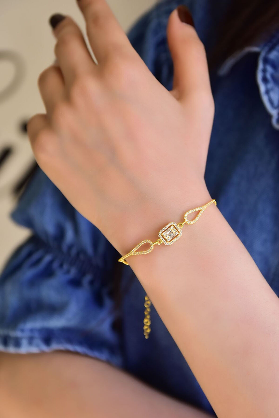 925 Ayar Gümüş Gold Kaplama Baget Taşlı Bileklik