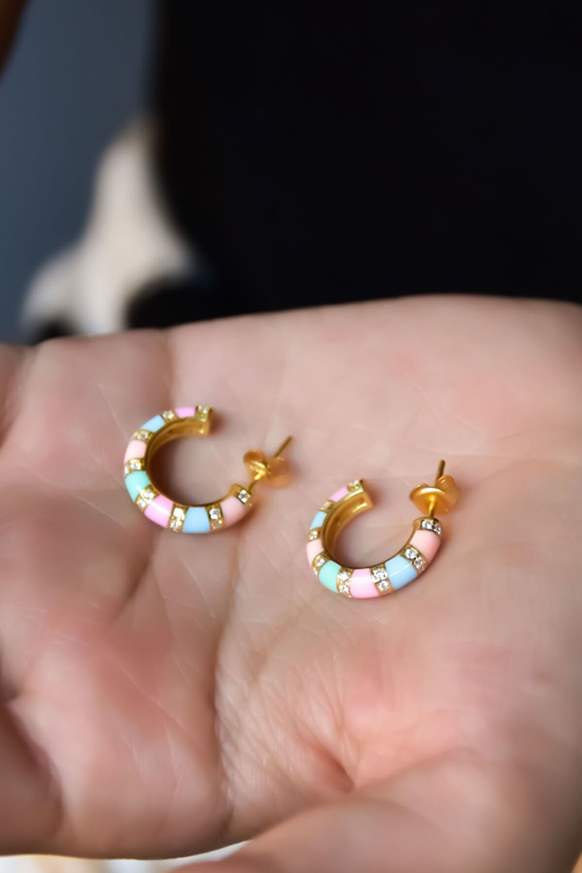 925 Ayar Gümüş Gold Kaplama Renkli Mineli Zirkon Taşlı Halka Küpe