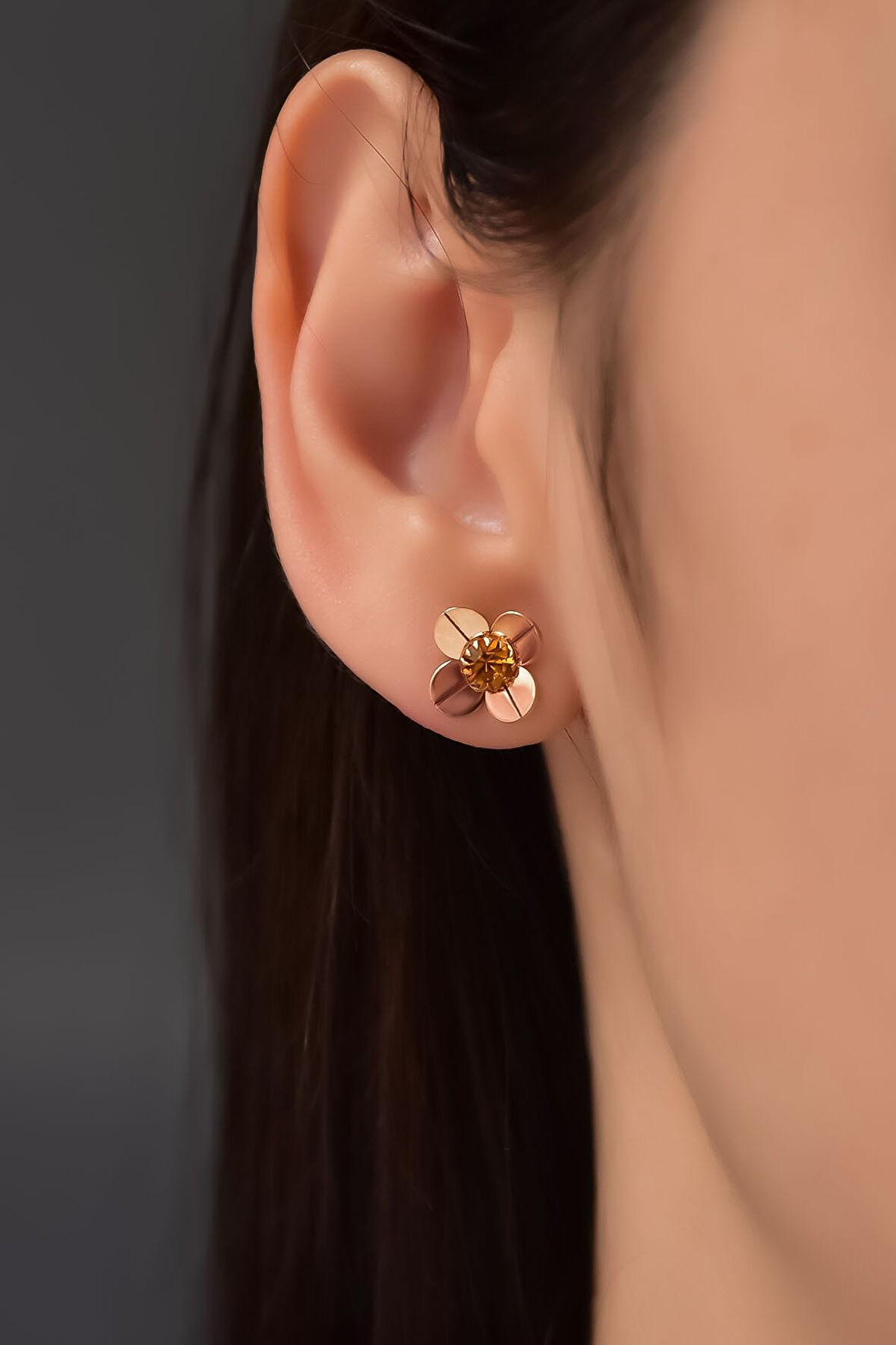 925 Ayar Gümüş Rose Kaplama Zirkon Taşlı Kasım Ayı Doğum Taşlı Frezya Çiçeği Küpe