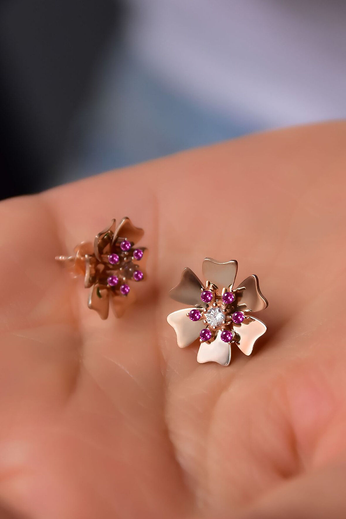 925 Ayar Gümüş Rose Kaplama Ekim Ayı Doğum Taşı Tohumlu Linum Çiçeği Küpe