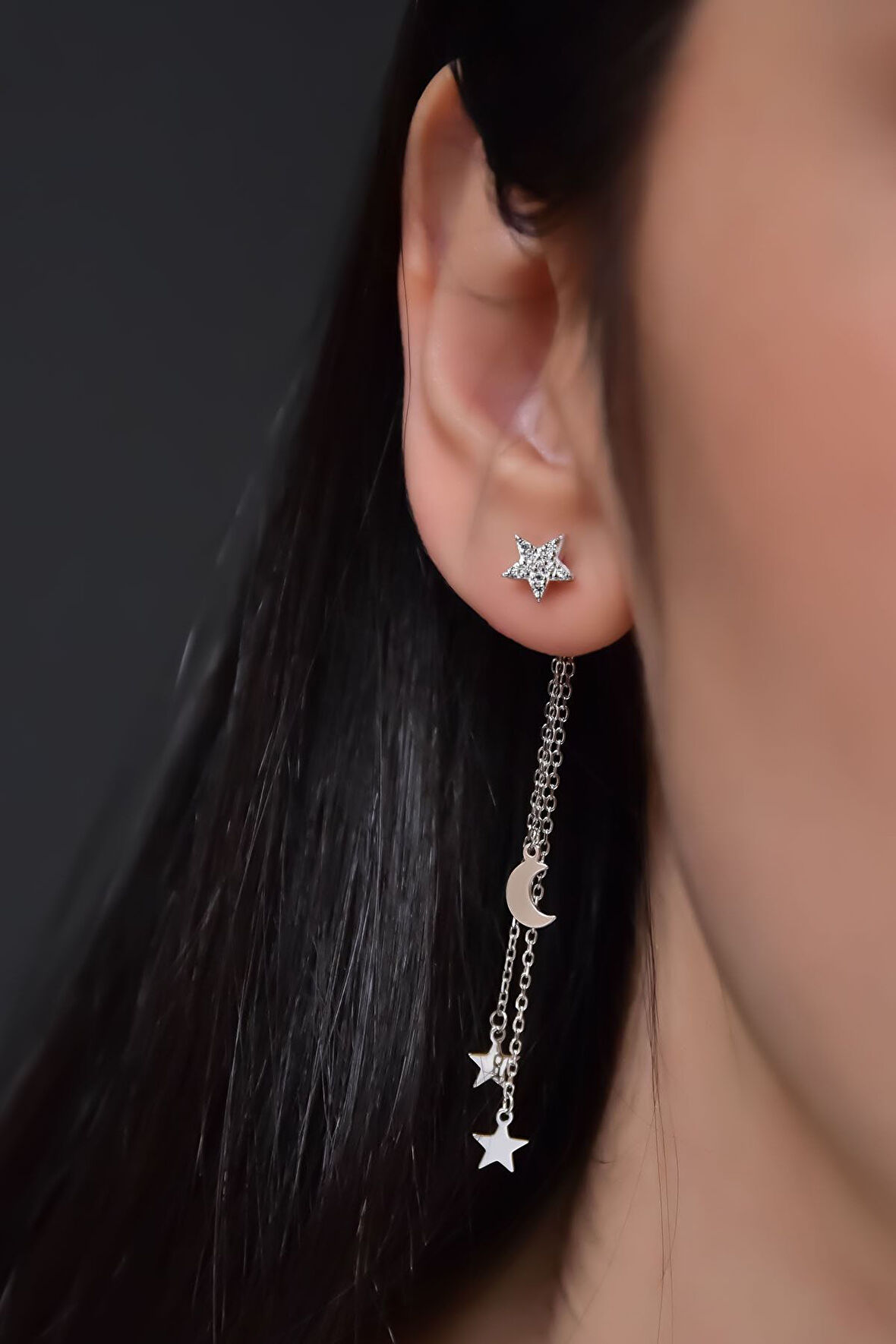 925 Ayar Gümüş Rodyum Kaplama Zincir Sallantılı Ay Yıldız Küpe