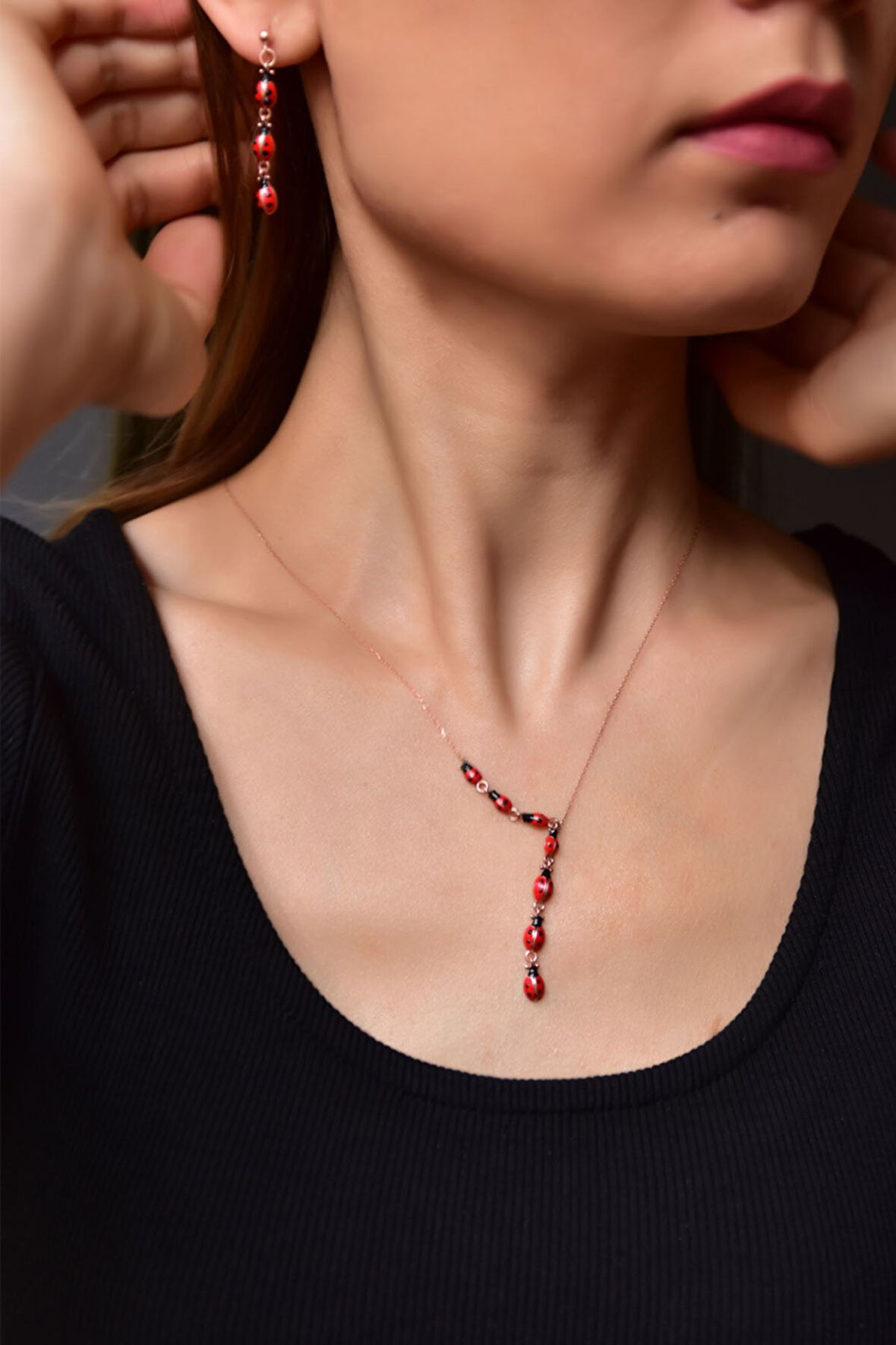 925 Ayar Gümüş Rose Kaplama Kayan Uğur Böceği Kolye Ve Küpe Set