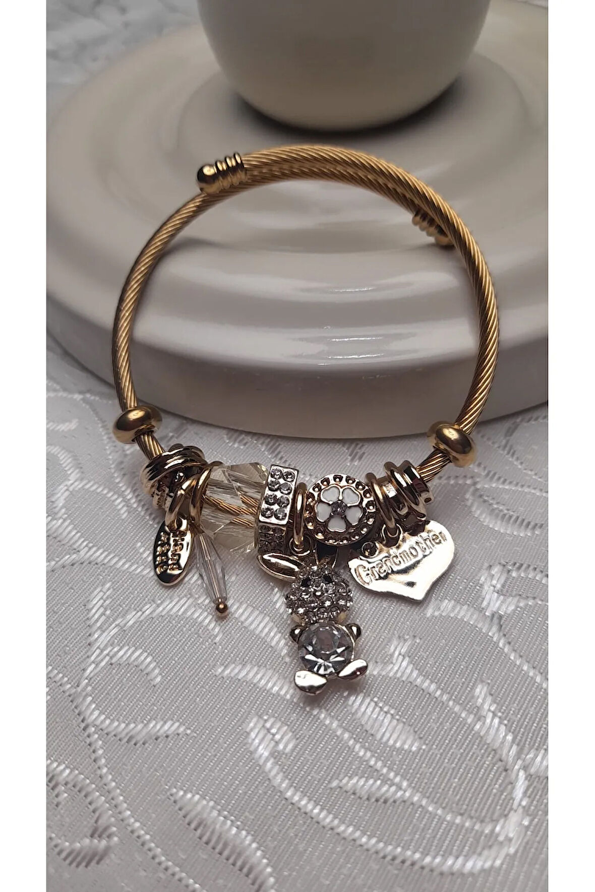 Gözdehome Çelik Bileklik Sarı Gold Model Kalpli Tavşan Charmlı Çelik Bileklik