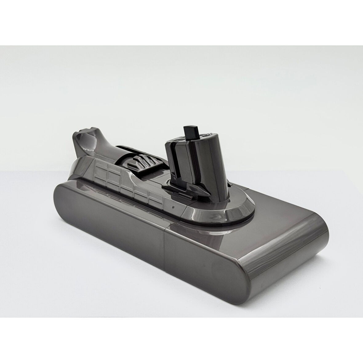 Dyson V15 Detect ve V15S Detect Submarine SV22/SV47 4000 Mah Süpürge Batarya – Yüksek Kapasiteli, Güçlü ve Dayanıklı Yedek Pil