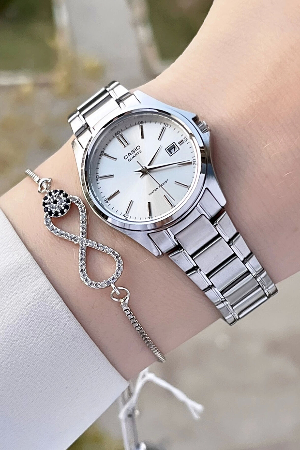 Casio CSISTE84 Gümüş Renk Hediye Paketli Kadın Kol Saati ve Bileklik