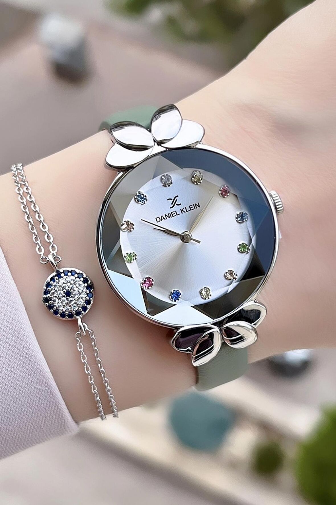 Daniel Klein DKISTE41 Yeni Model Mint Yeşili Renk Deri Kordon Kadın Kol Saati ve Bileklik