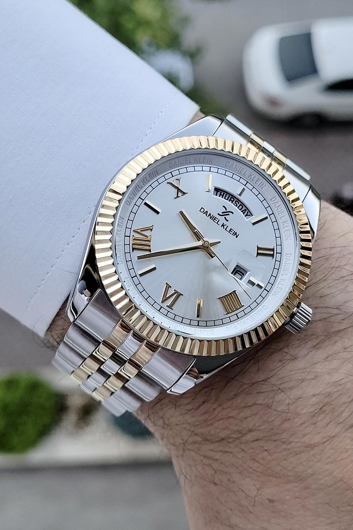 Daniel Klein DKISTE586 Gold Gümüş Renk Takvim ve Gün Fonksiyonlu Erkek Kol Saati