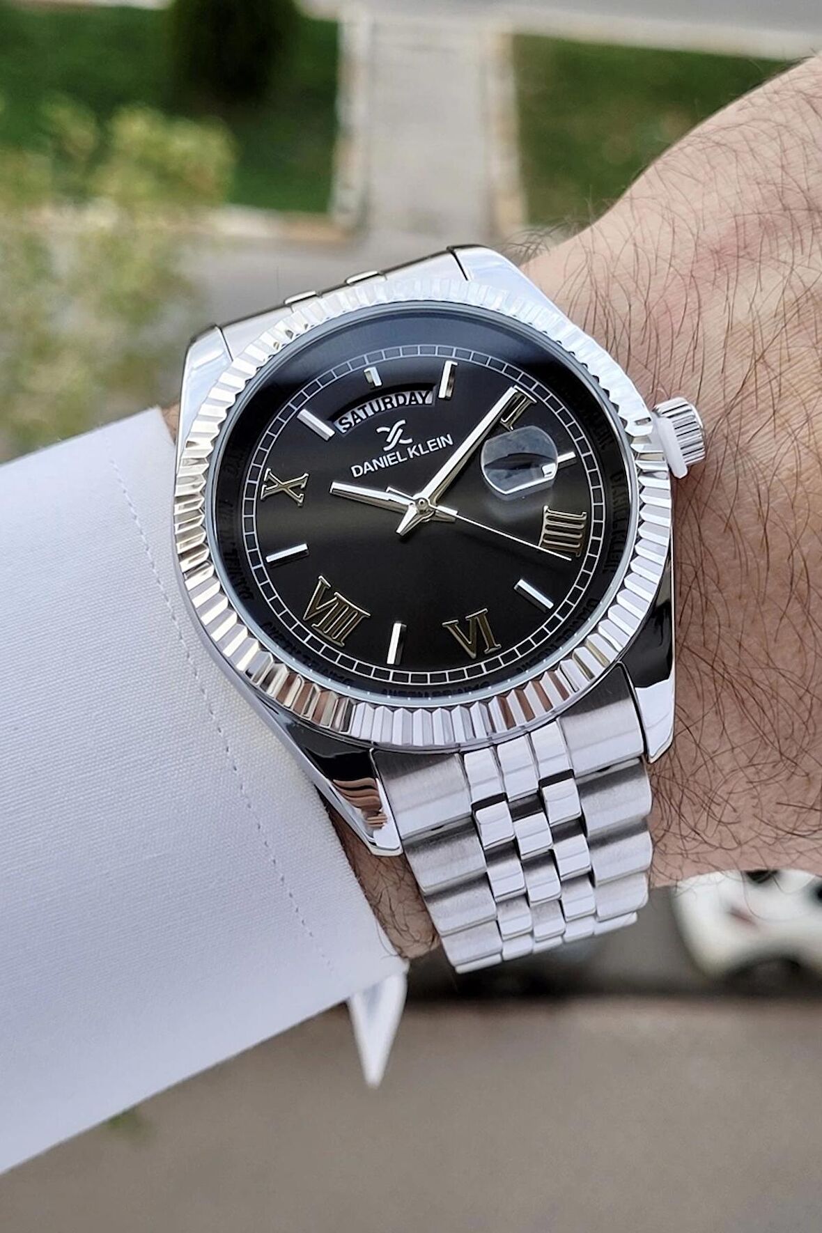 Daniel Klein DKISTE831 Kadranı Siyah Kordonu Gümüş Renk Takvim ve Gün Fonksiyonlu Erkek Kol Saati