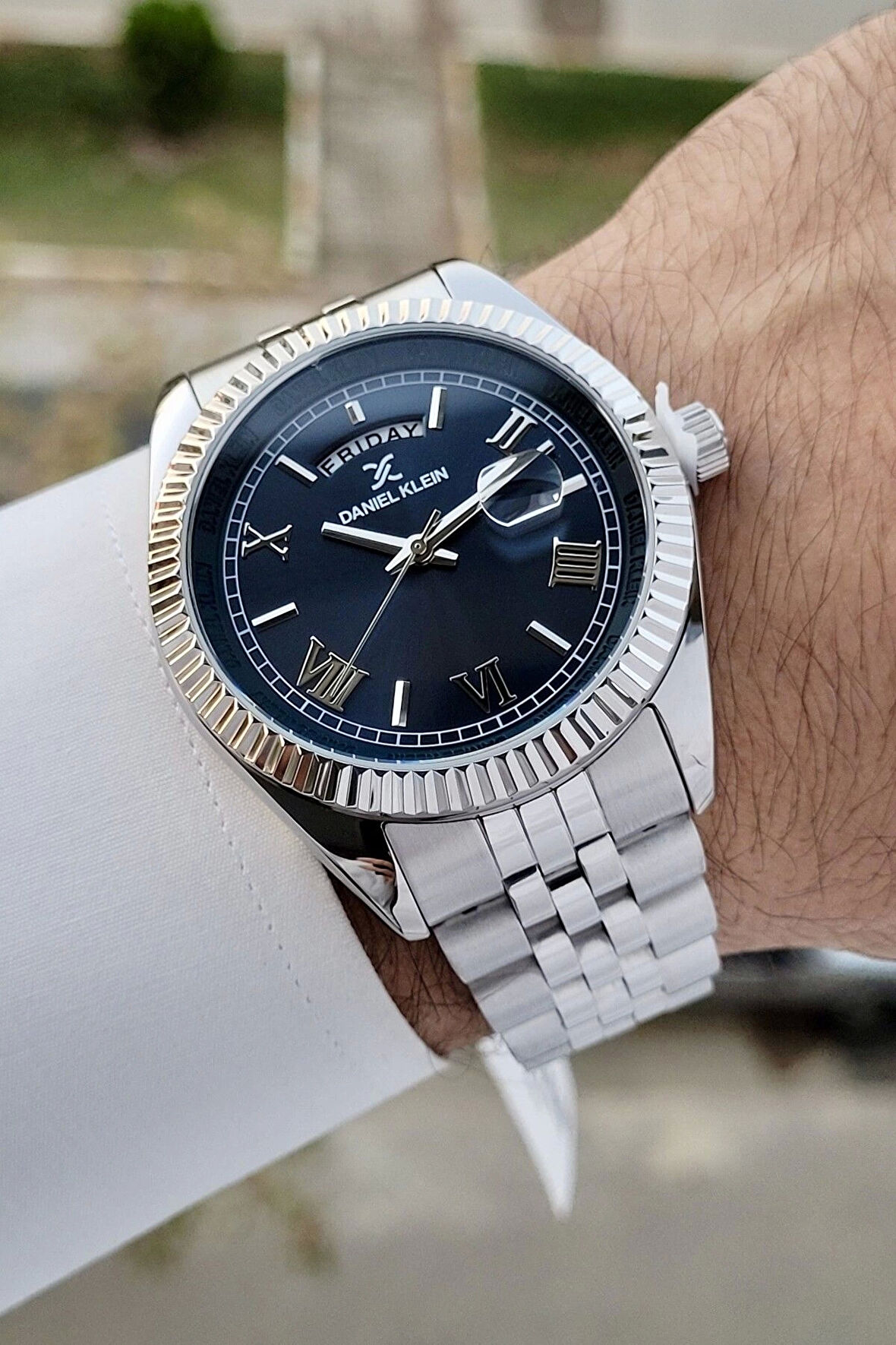 Daniel Klein DKISTE1303 Kadranı Lacivert Kordonu Gümüş Renk Takvim ve Gün Fonksiyonlu Erkek Kol Saati