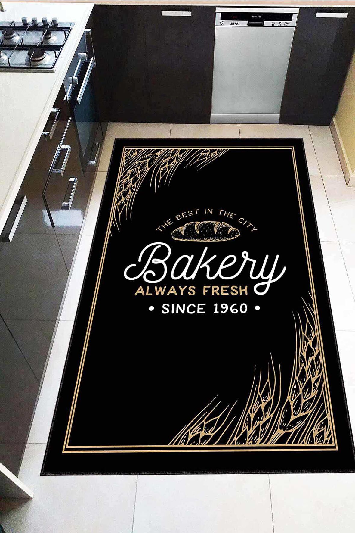 Siyah Kaymaz Tabanlı Yazılı Bakery Mutfak Halısı AR1274