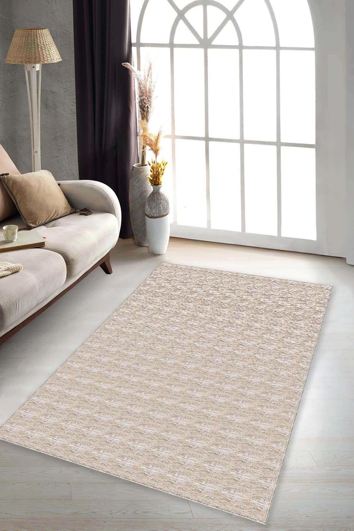 Bej Sade Desensiz Kaymaz Tabanlı Dekoratif Halı KRM056
