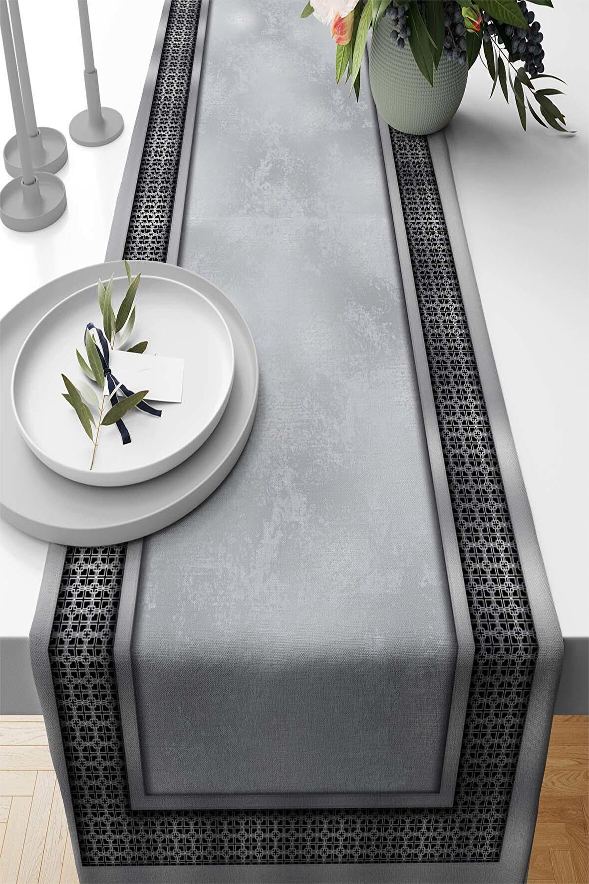 Gri Çerçeveli Desen Premium Masa Örtüsü Runner RNR397