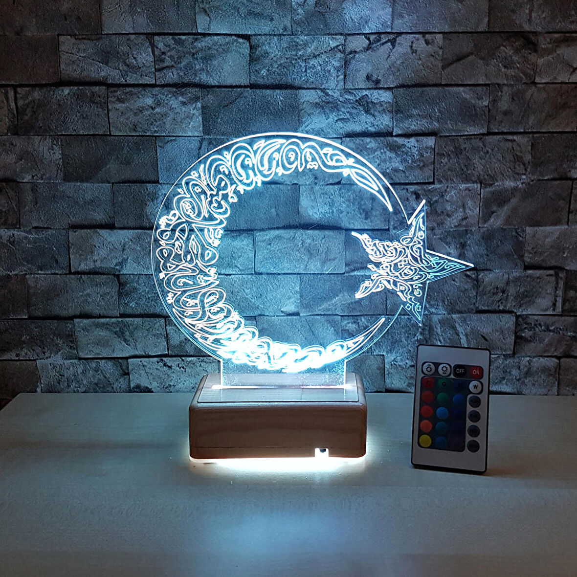 Doğum Günü Hediyesi Ay Yıldız Tasarım Gece Lambası 16 Renkli 3d Lamba