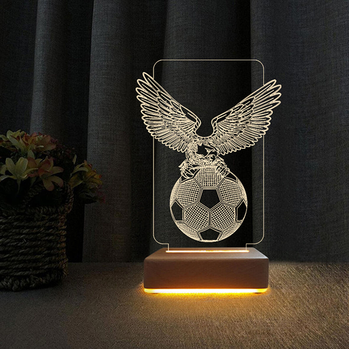 3d Gece Lambası Beşiktaşlılara Hediye Kartal Futbol Topu Tasarımlı Masa Lambası 