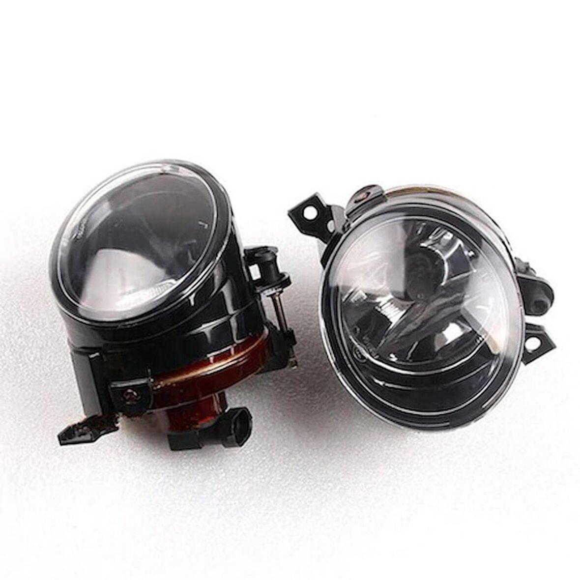 Volkswagen Jetta 2006 - 2010 Sis Farı Sağ Ampullü Ön Yolcu Tarafı 1T0941700D