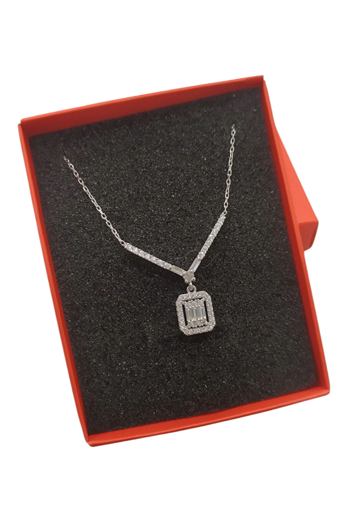 Modahilye 925 Ayar Orjinal Gümüş Baget Taşlı kolye