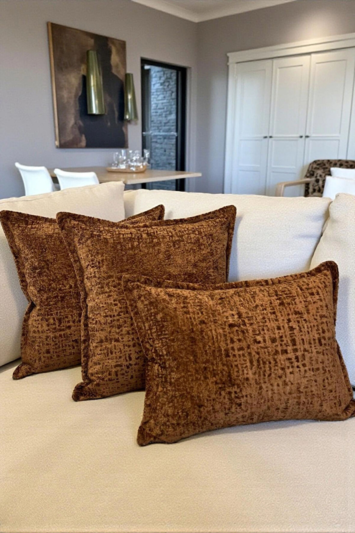 İthal Kadife Dekoratif 3'lü Kırlent Kılıfı Seti – Yumuşak Dokulu Dekoratif Yastık ve Ev Aksesuarı