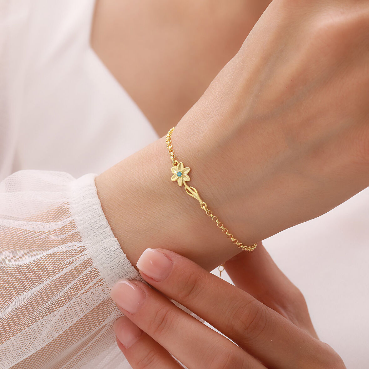 Vaoov 925 Ayar Gümüş Mavi Taşlı Çiçek Bileklik