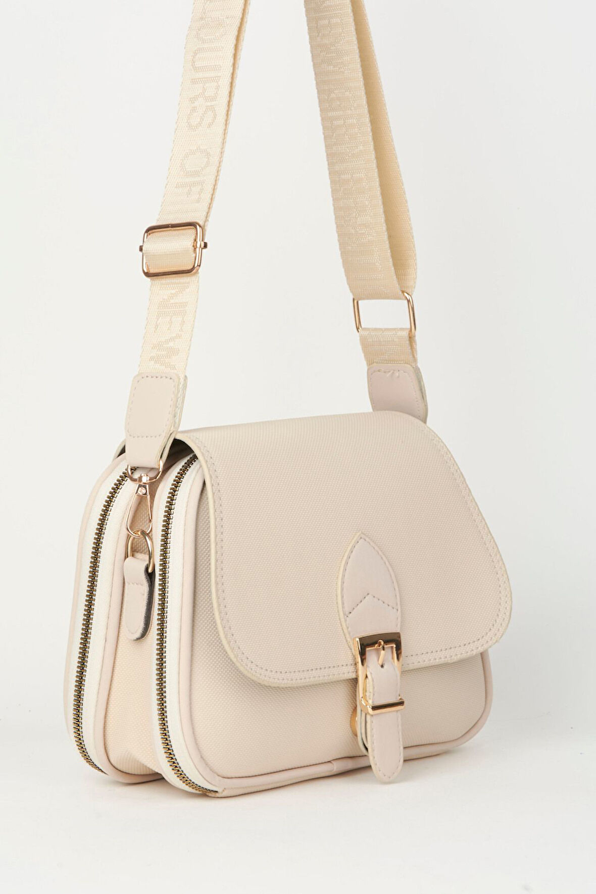 Kadın Yonca Krem 4 Cepli Kapaklı Kolon Askılı Fermuar ve Çıt Çıt Kapama El Kol Ve Omuz Çantası