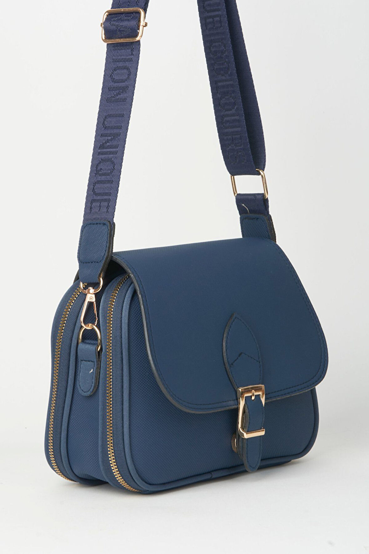 Kadın Yonca Lacivert 4 Cepli Kapaklı Kolon Askılı Fermuar ve Çıt Çıt Kapama El Kol Ve Omuz Çantası