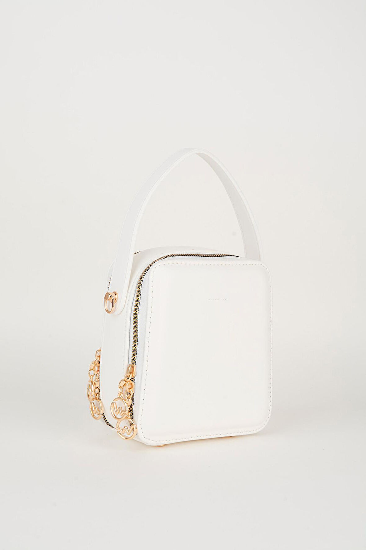 Kadın Hazer Beyaz 3 Bölmeli Astarlı Suni Deri Ayarlanabilir Askılı Fermuar Kapama El Ve Omuz Çantası