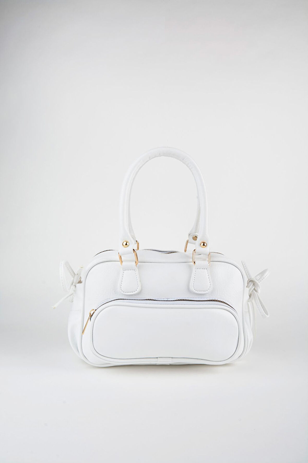 Kadın Mila Beyaz Kırışık Parlak Suni Deri Fermuar Kapama Askılı El Kol Ve Omuz Çantası