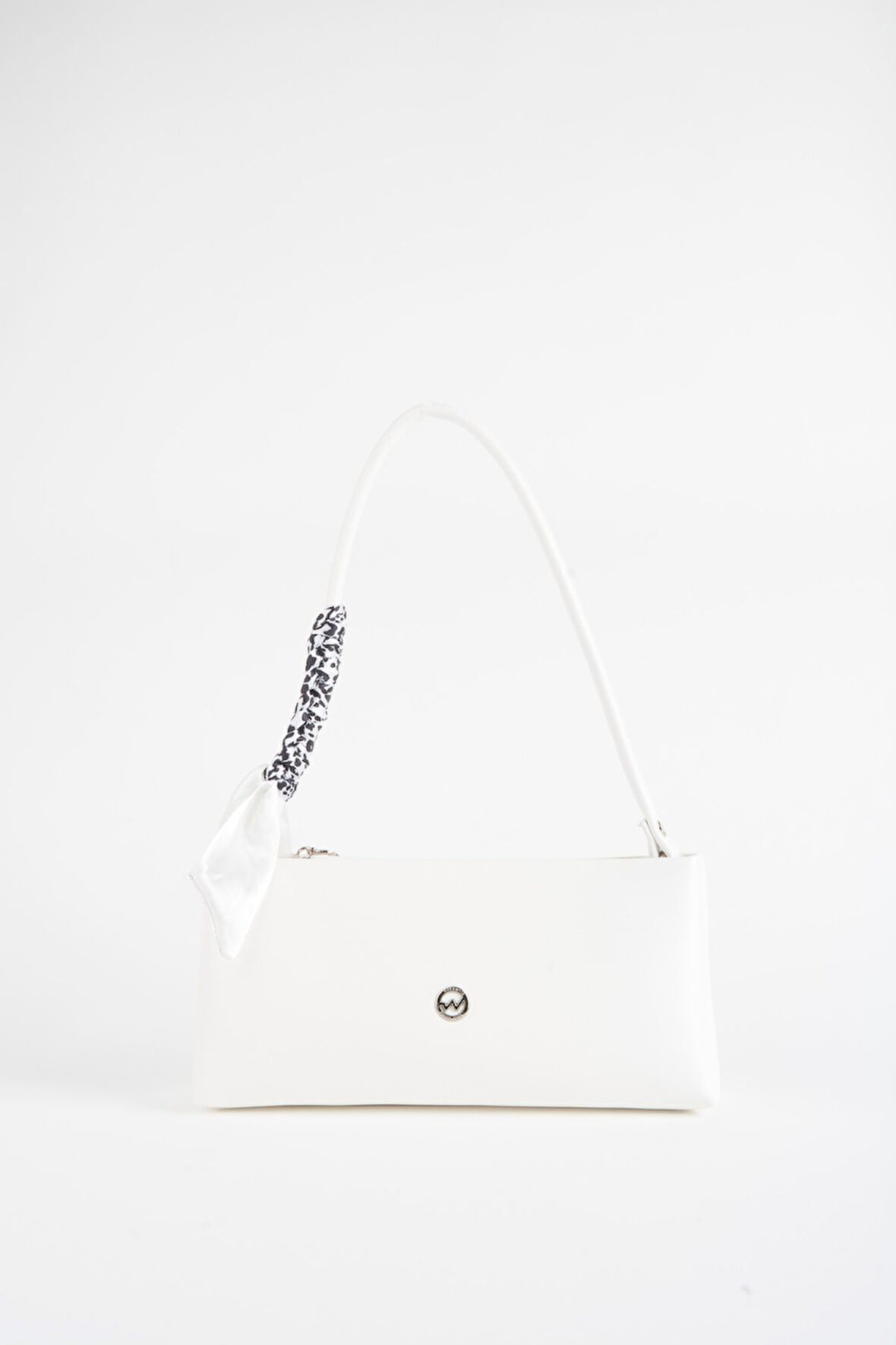 Kadın Zarif Beyaz Fular Hediyeli Suni Deri Baget Fermuar Kapama El Ve Kol Çantası